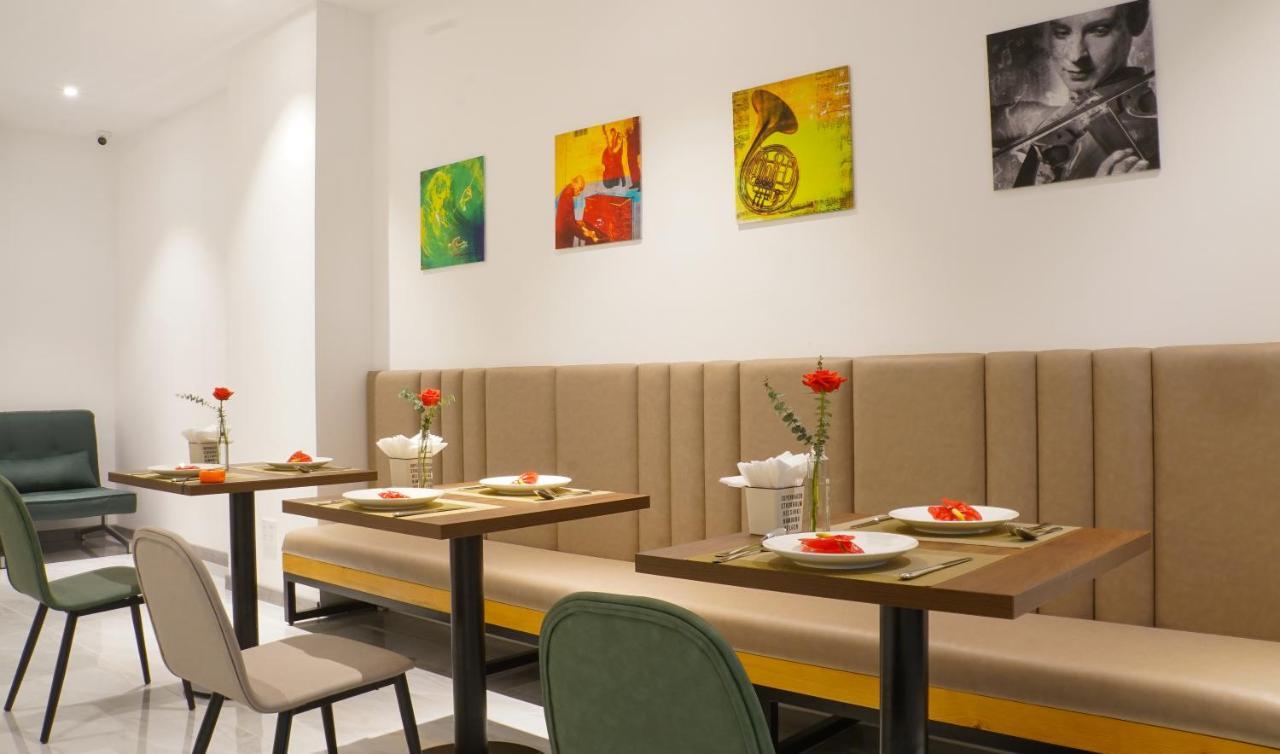 Piano Hotel Ho Chi Minh City Bagian luar foto