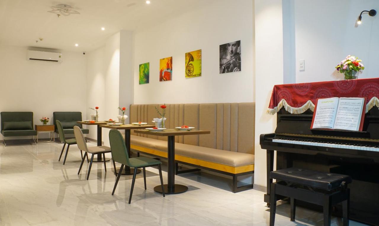 Piano Hotel Ho Chi Minh City Bagian luar foto
